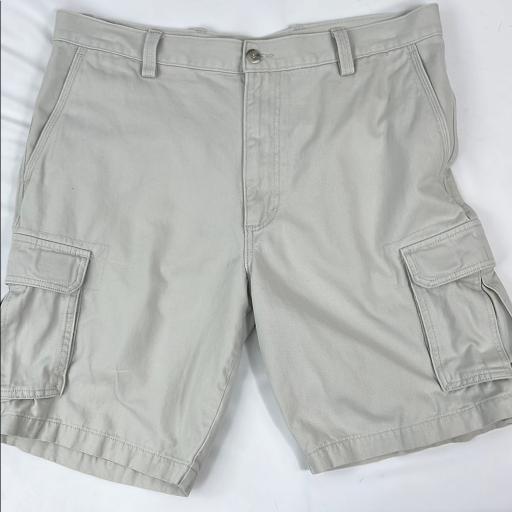 Dockers Cargo Beige Utility Shorts Outdoor Hiking Casual Six Pockets Size 36